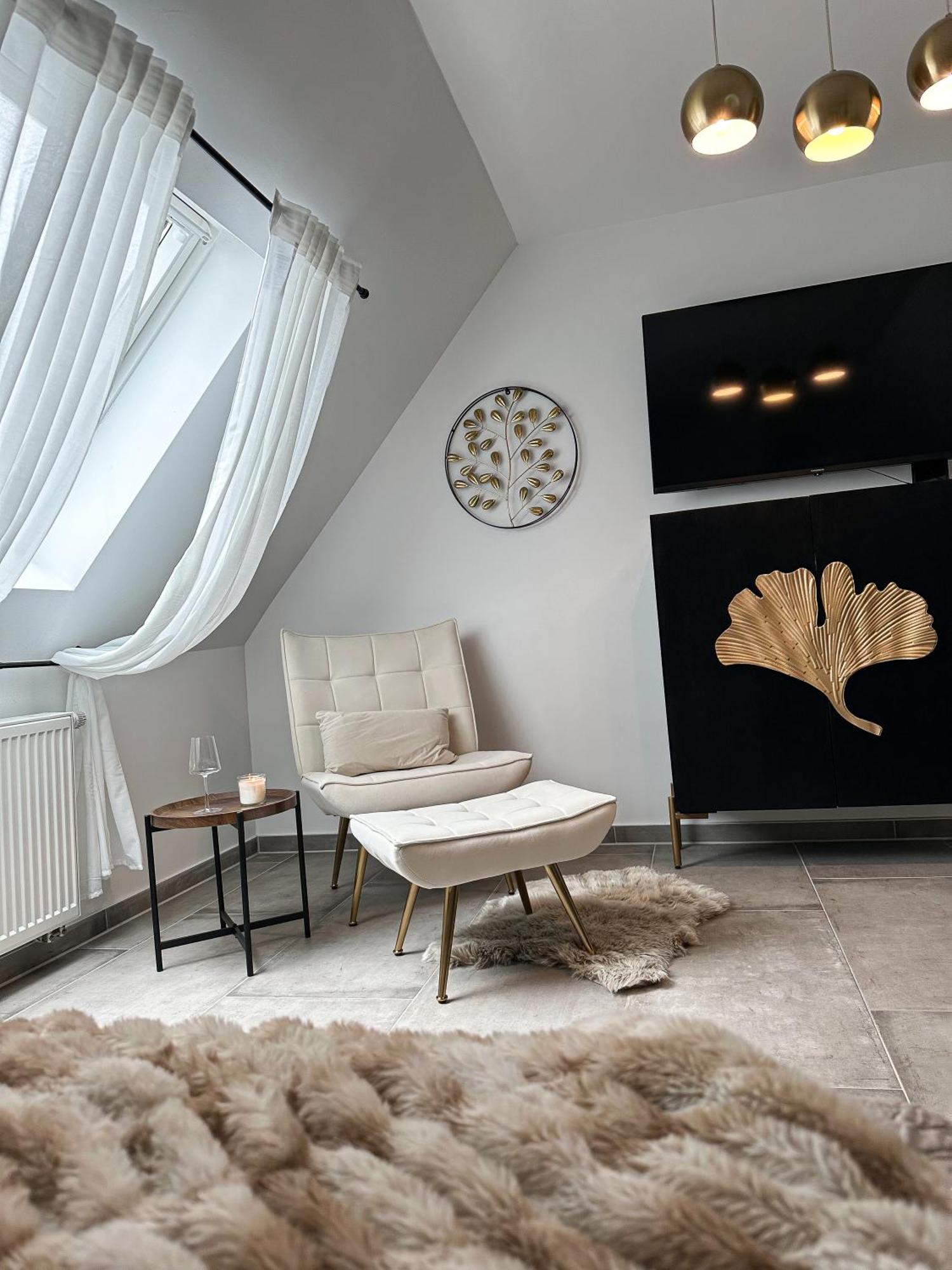 Apartment Deluxe *