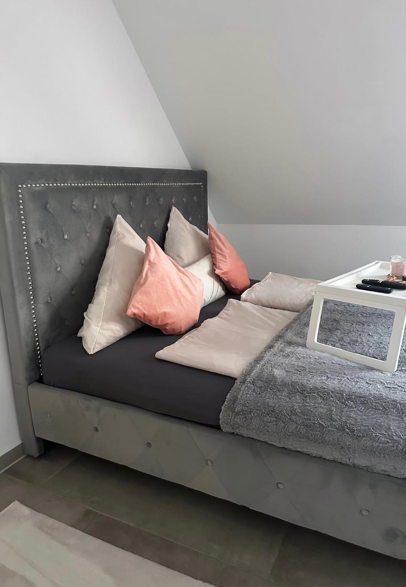 Apartment Deluxe *